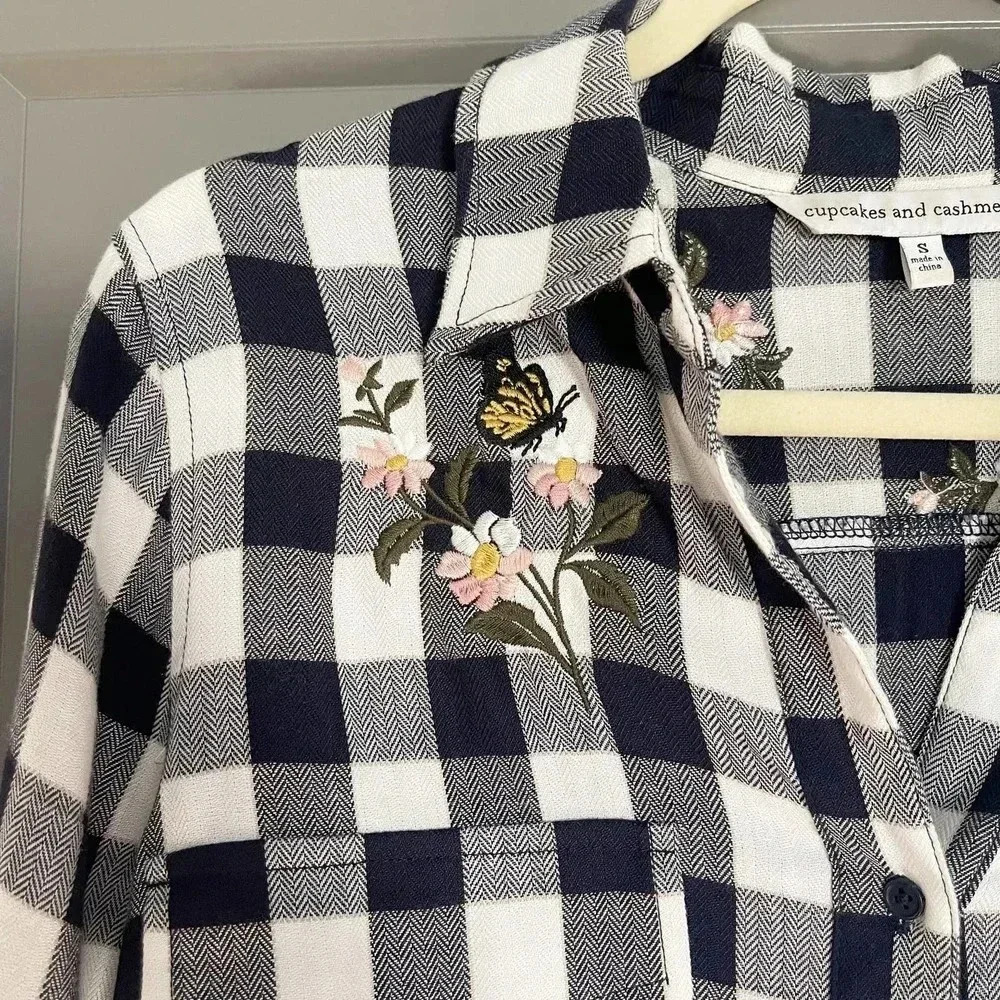 Cupcakes And Cashmere Check Floral Embroidery Collared Button Down Shirt Small - Picture 5 of 11
